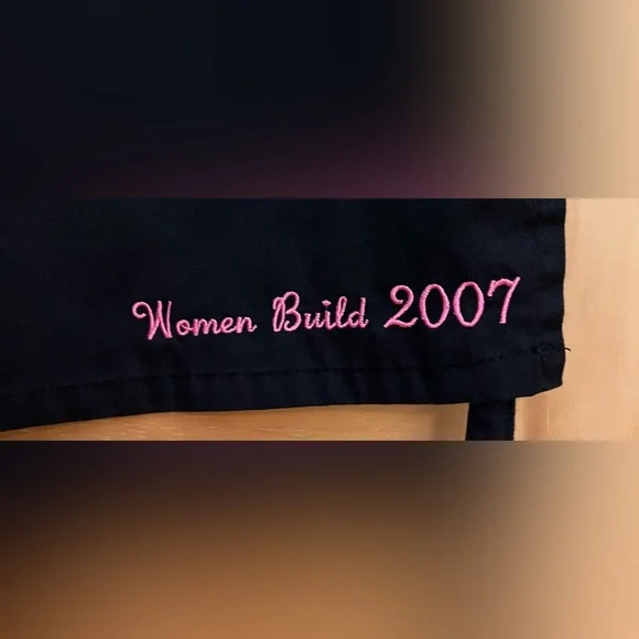 Women’s Apron - Picture 3 of 4